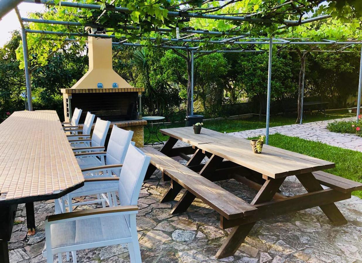 Galini Apartments ตราเปซากิ ภายนอก รูปภาพ