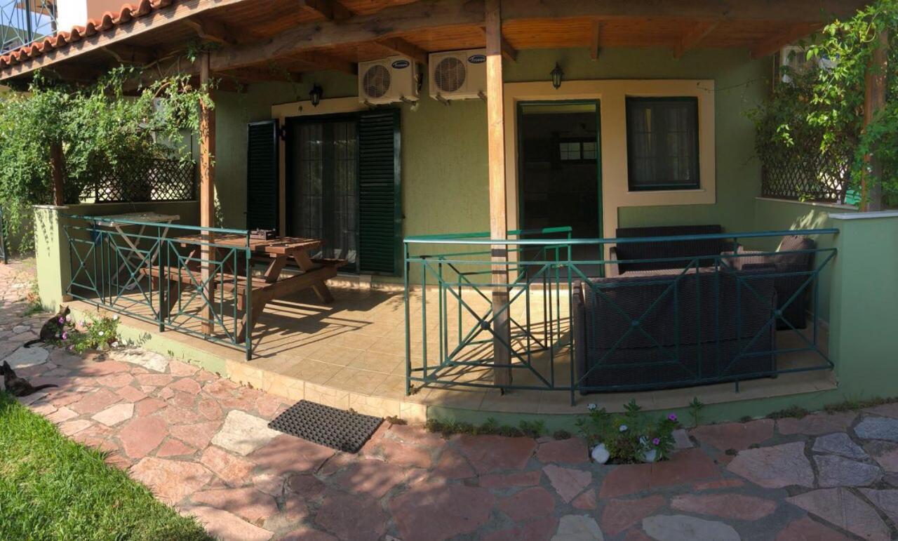 Galini Apartments ตราเปซากิ ภายนอก รูปภาพ